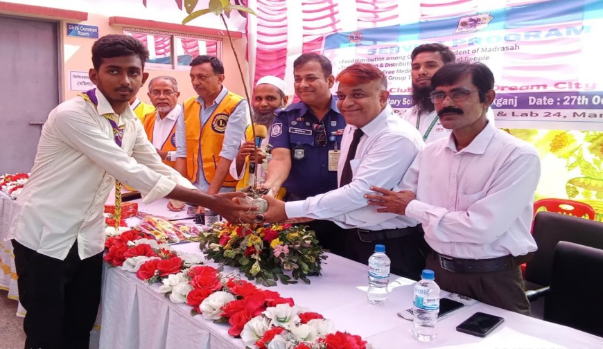 মানিকগঞ্জে ফ্রি মেডিকেল ও প্রতিবন্ধিতা সনাক্তকরণ ক্যাম্প অনুষ্টিত