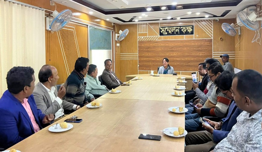 আটোয়ারীতে সাংবাদিকদের সাথে নবাগত ইউএনও'র মতবিনিময়
