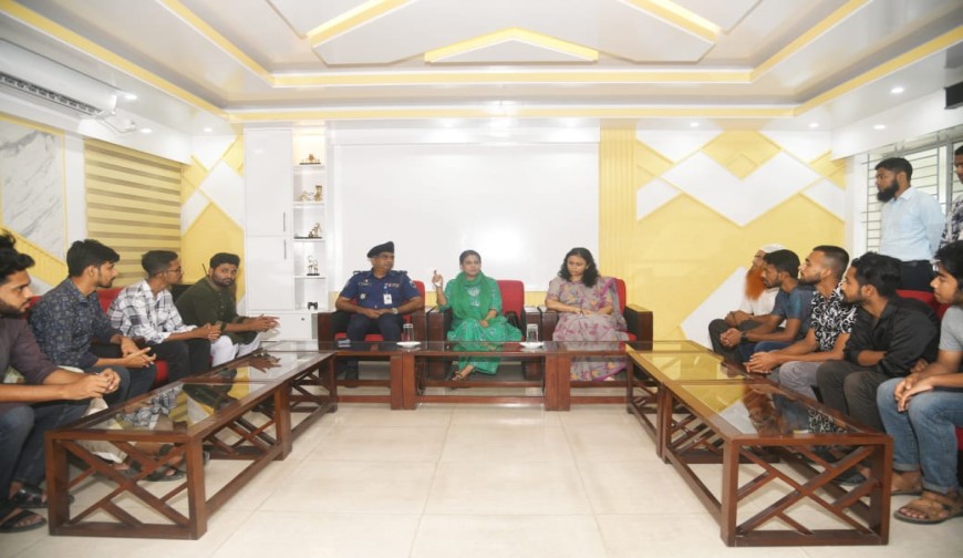দূষণমুক্ত বাংলাদেশ গড়তে পরিবেশ রক্ষায় তরুণদের আরও সক্রিয় হতে হবে : পরিবেশ উপদেষ্টা