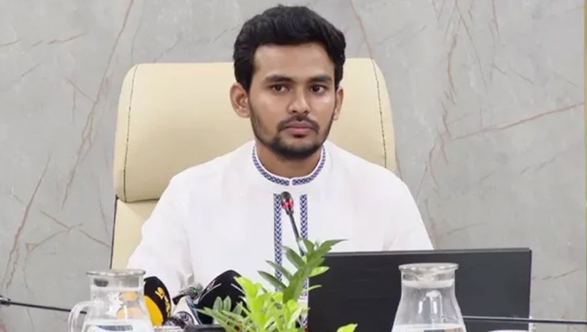 ধ্রুব রাঠিসহ আটক বিক্ষোভকারীদের মুক্তি চাইলেন আসিফ মাহমুদ