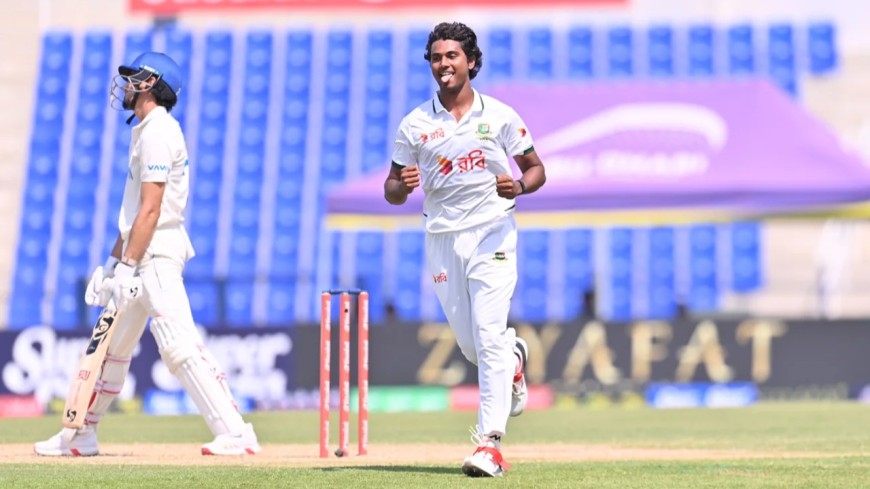 হ্যাটট্রিক করে ইতিহাস গড়লেন হাসান মাহমুদ