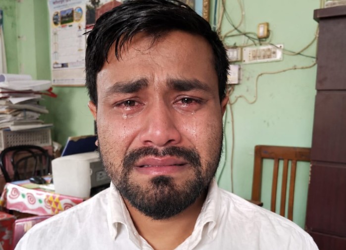 মেধা তালিকায় দ্বিতীয় হয়েও নিয়োগ বঞ্চিত লালমোহনের ফয়জুল